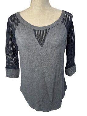 Rolla Coster Gray Top With Mesh Sleeves Womens L Casual Lightweight 3/4 Sleeve